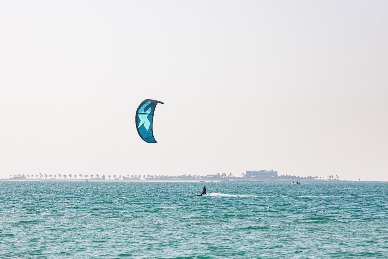 Bab Al Nojoum Hudayriyat Camp Hotel Abu Dhabi Buitenkant foto
